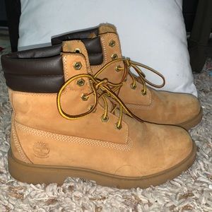 SOLD timberland boots